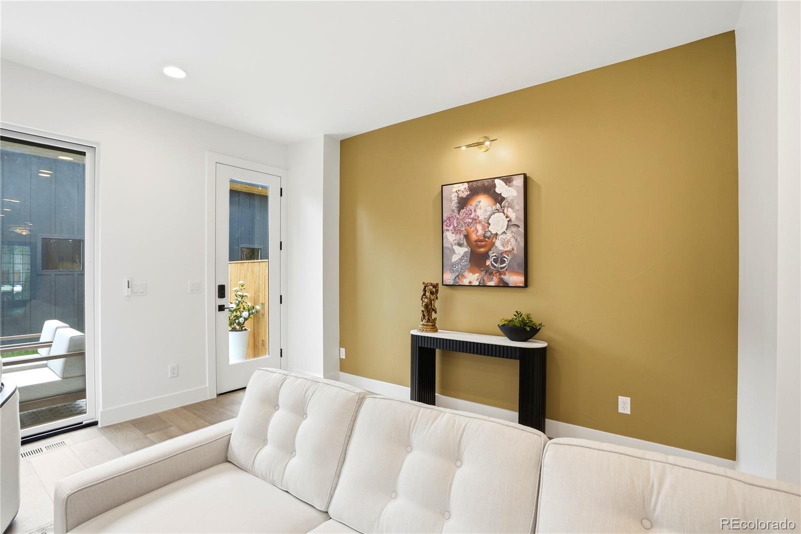 MLS Image #20 for 245 s emerson street,denver, Colorado