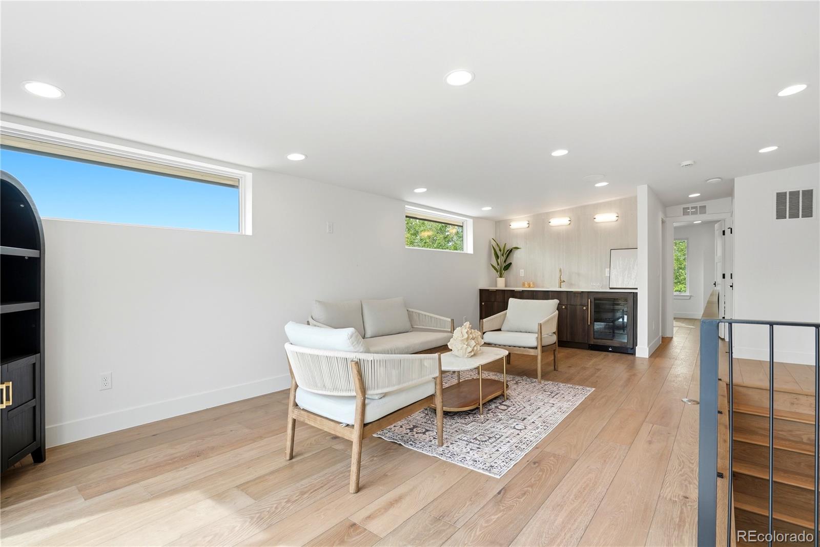 MLS Image #41 for 245 s emerson street,denver, Colorado