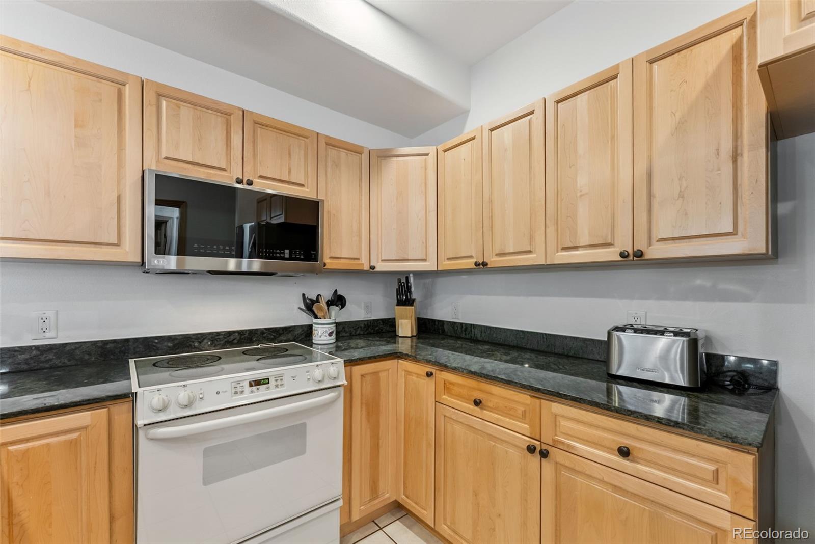 MLS Image #3 for 33  broken lance drive 206s,breckenridge, Colorado