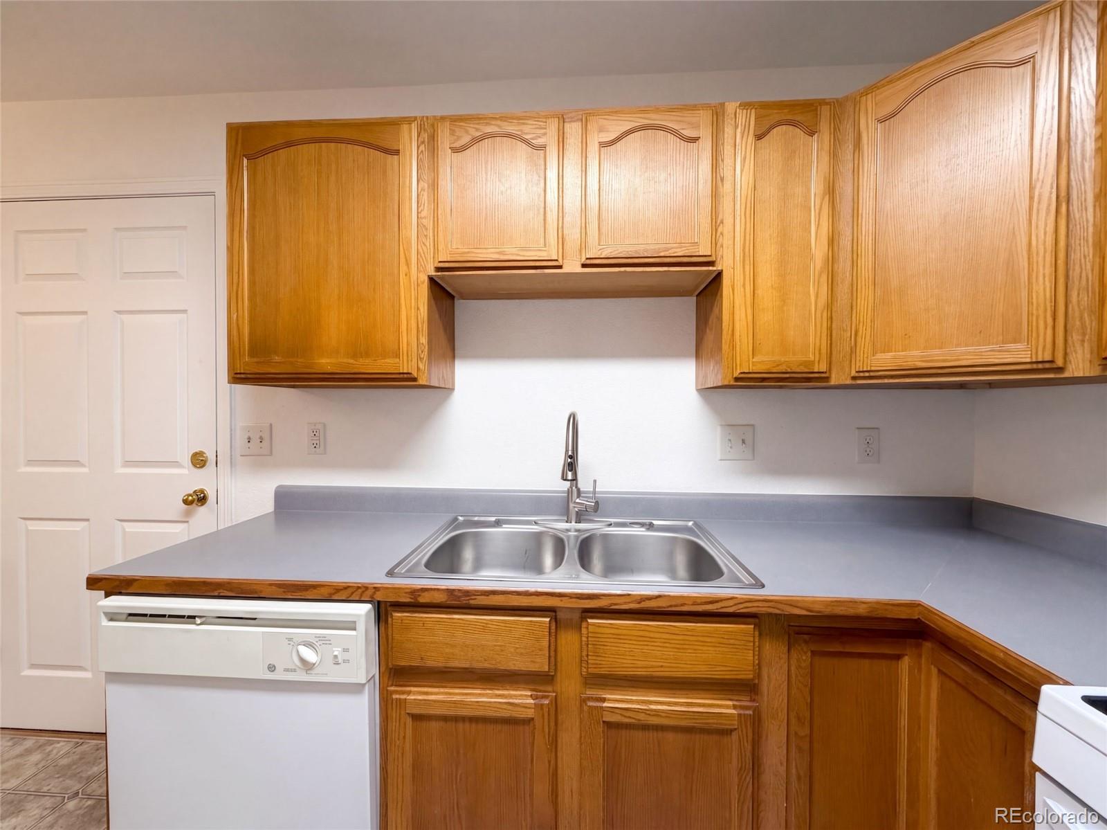 MLS Image #8 for 3300  saratoga street,wellington, Colorado