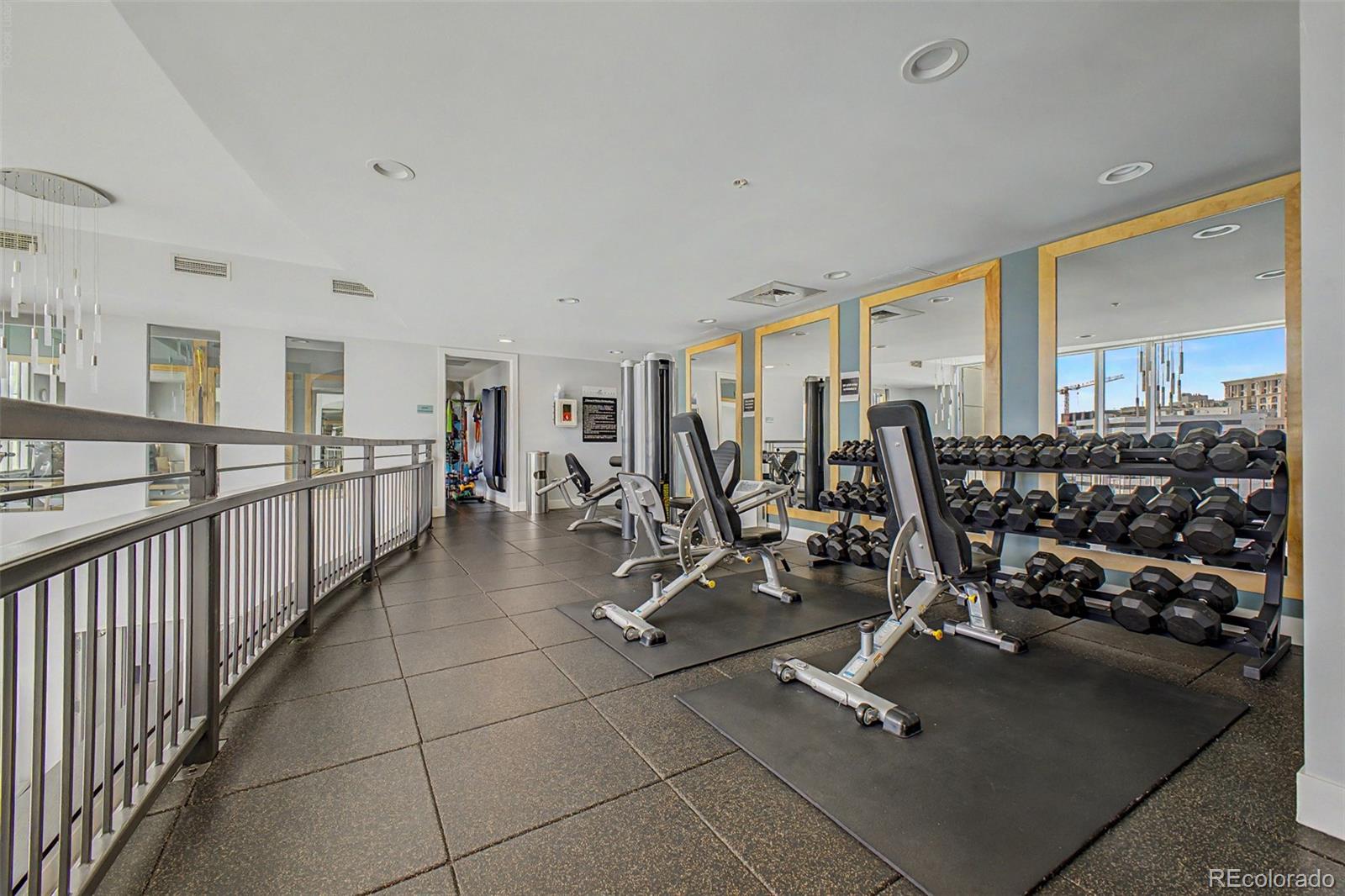 MLS Image #39 for 2001  lincoln street,denver, Colorado