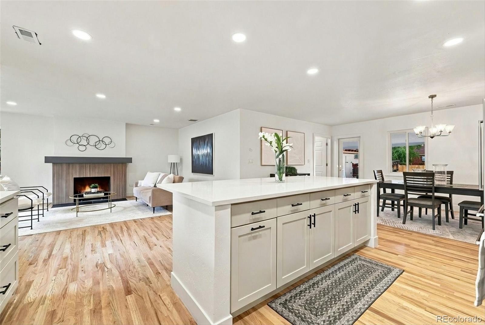 MLS Image #2 for 2850  kearney street,denver, Colorado
