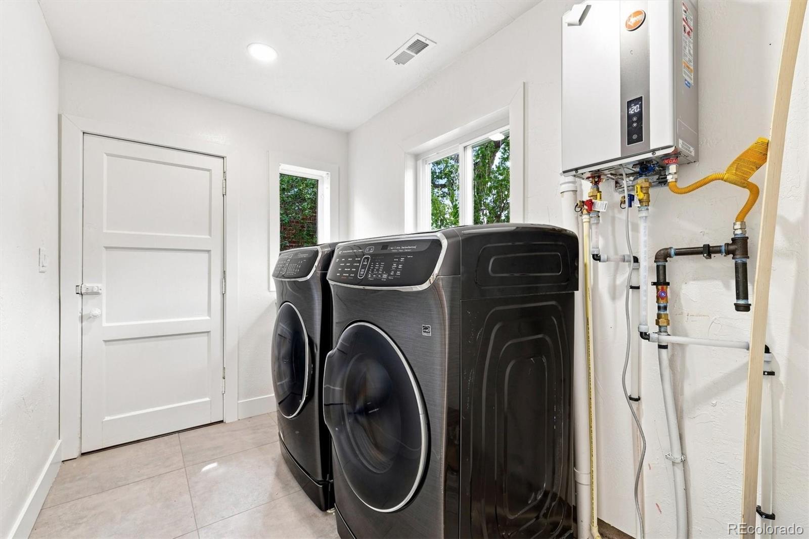 MLS Image #20 for 2850  kearney street,denver, Colorado