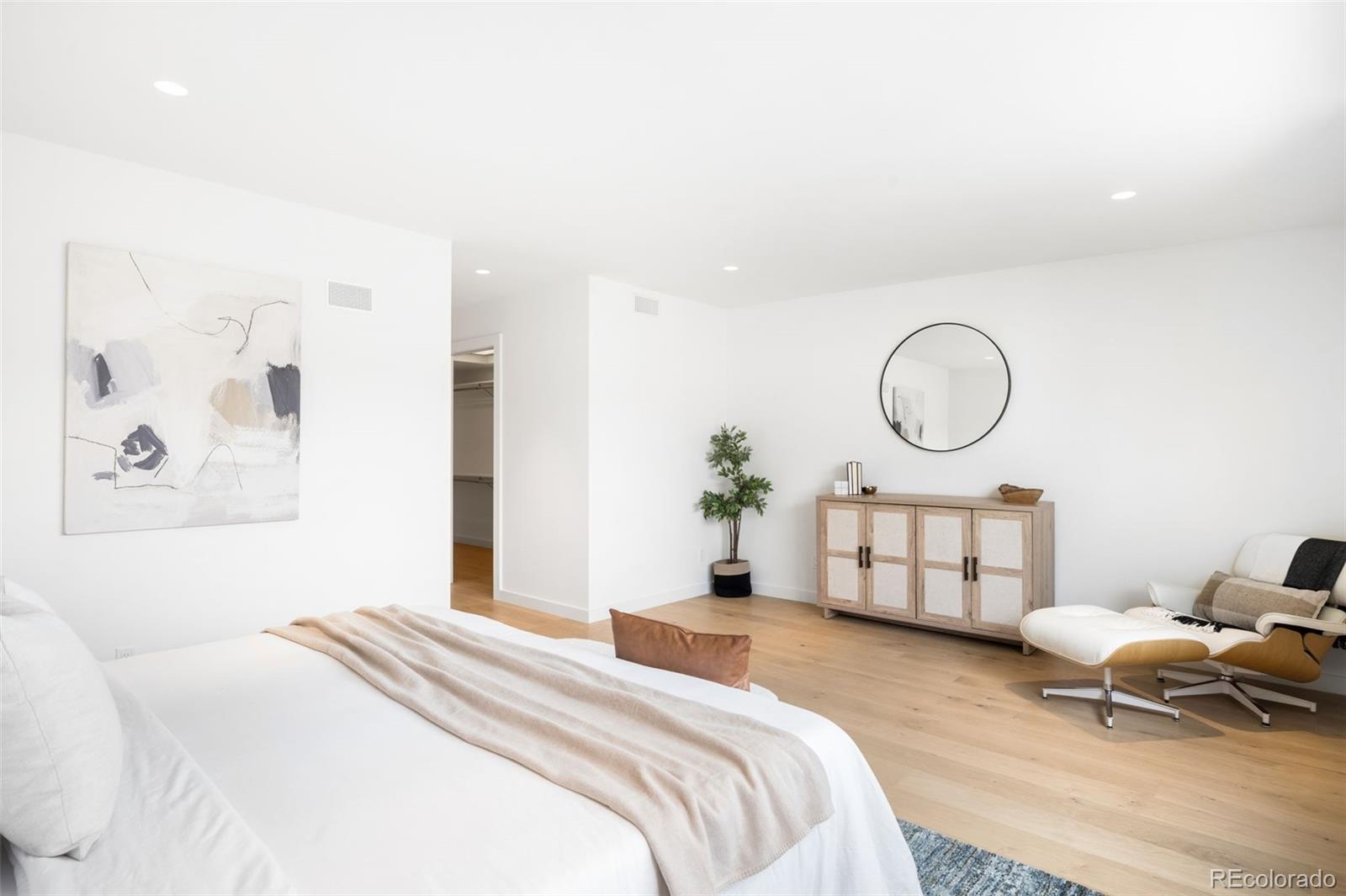 MLS Image #11 for 3591 s ogden street,englewood, Colorado