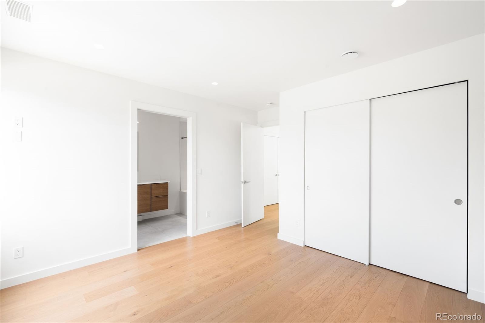 MLS Image #18 for 3591 s ogden street,englewood, Colorado