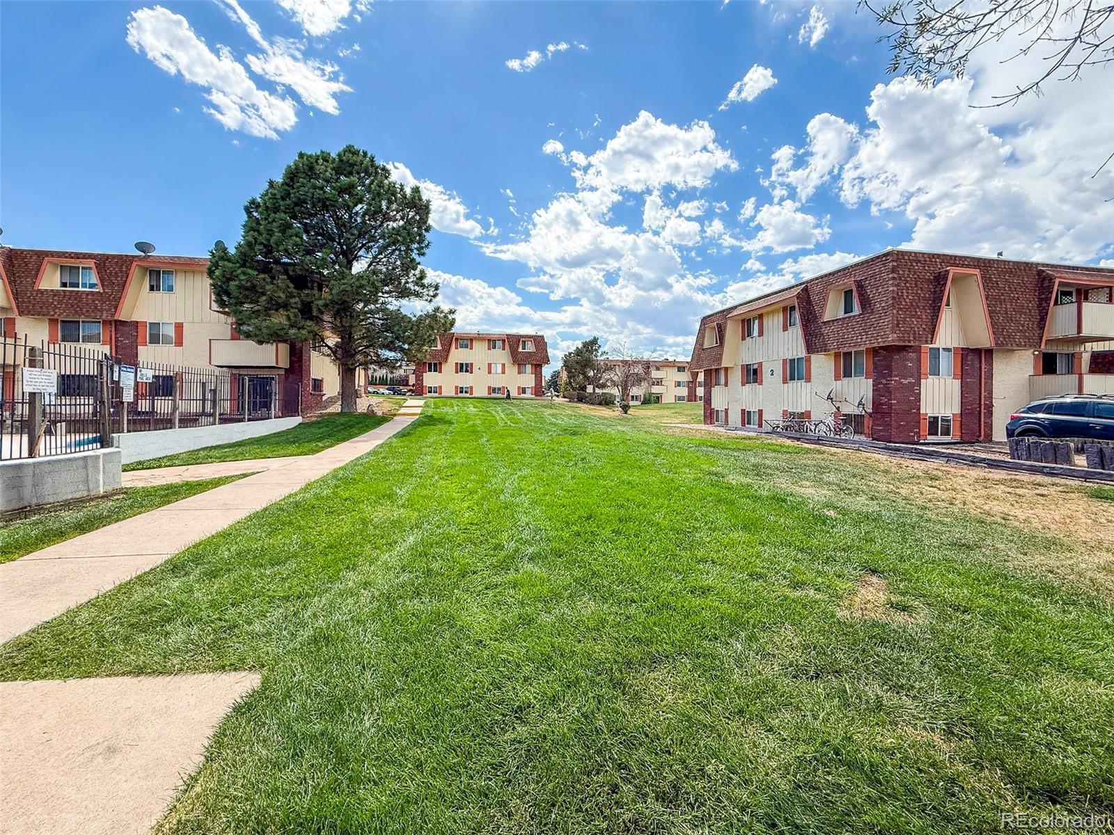 MLS Image #1 for 10211  ura lane,denver, Colorado