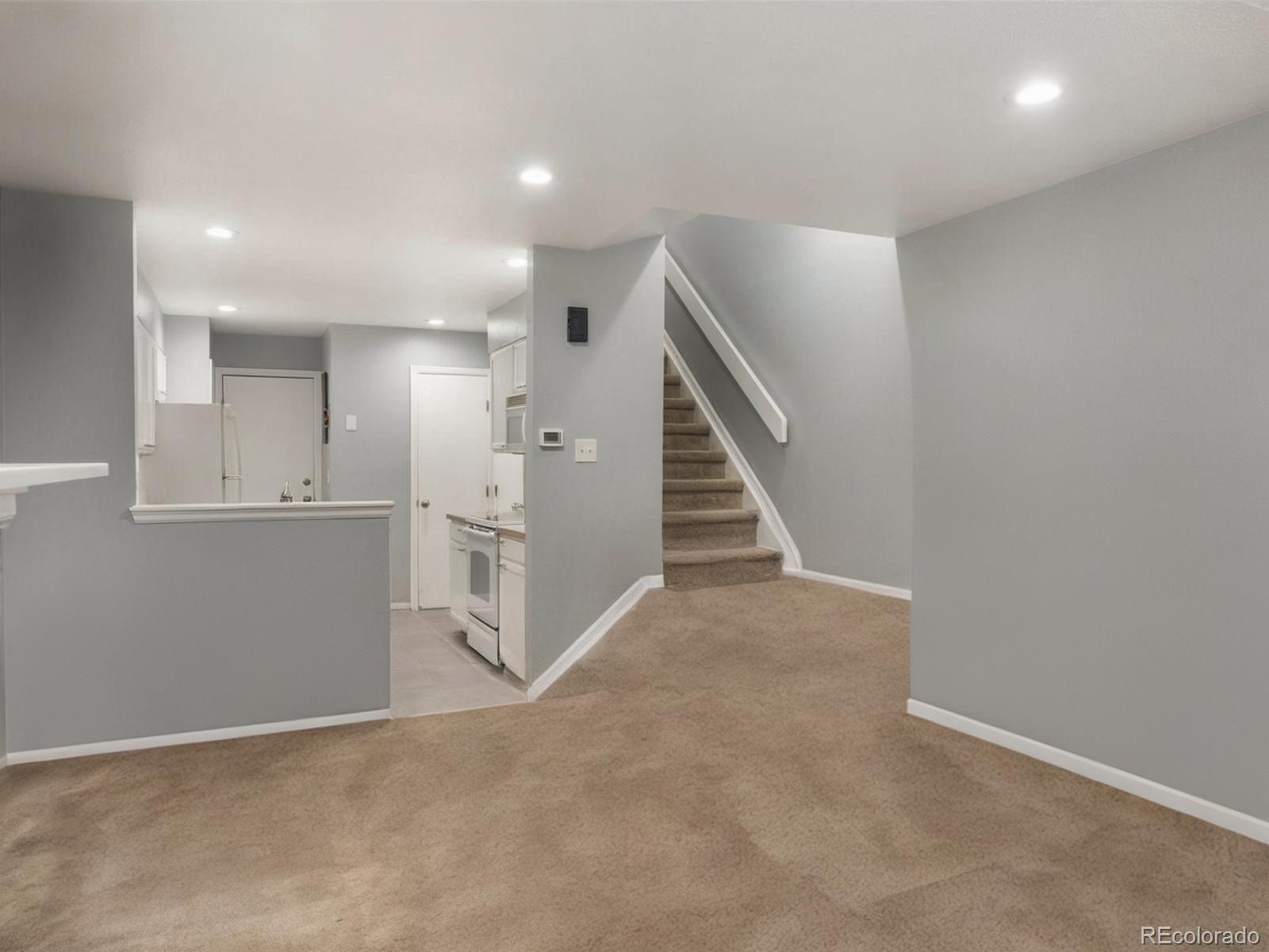 MLS Image #9 for 7370 e florida avenue,denver, Colorado
