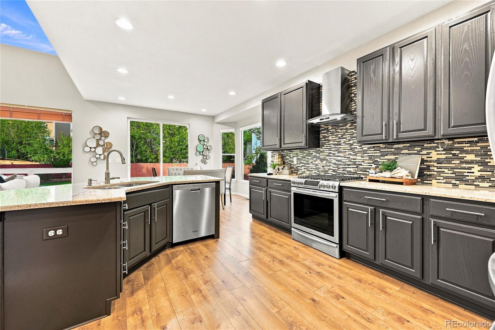MLS Image #12 for 4896 s himalaya court,aurora, Colorado