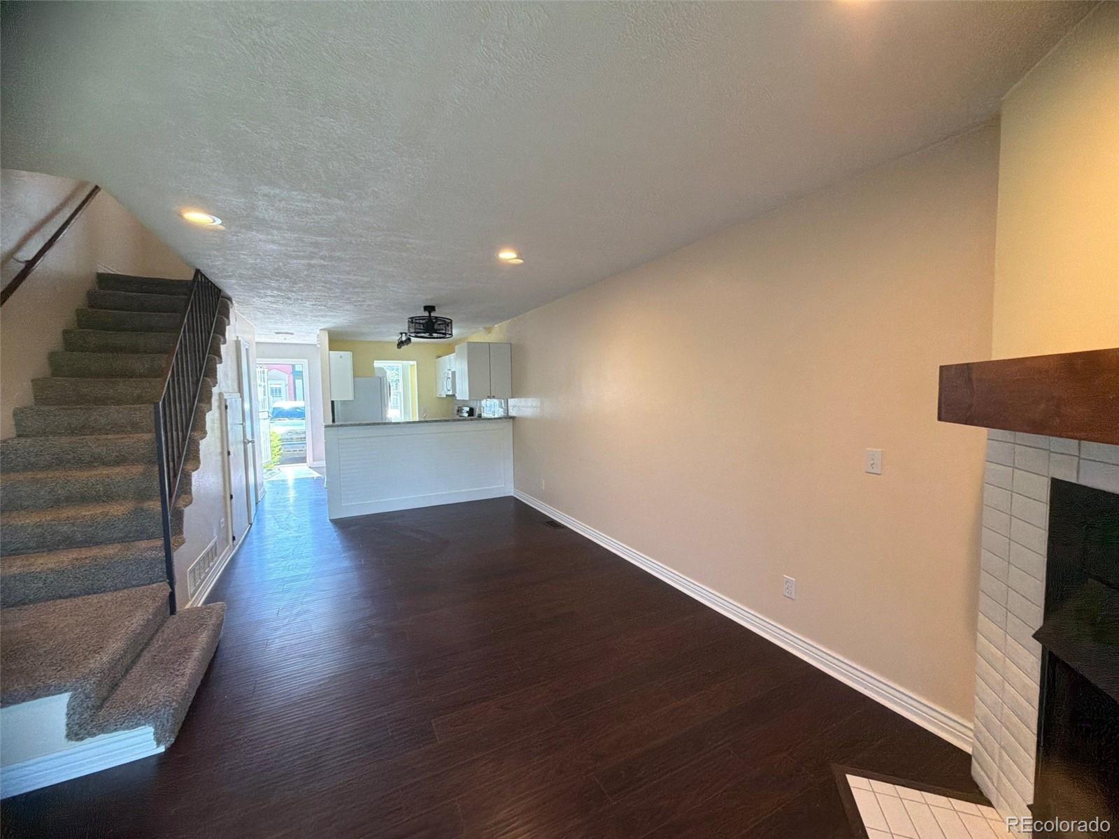 MLS Image #3 for 1663 s blackhawk way,aurora, Colorado