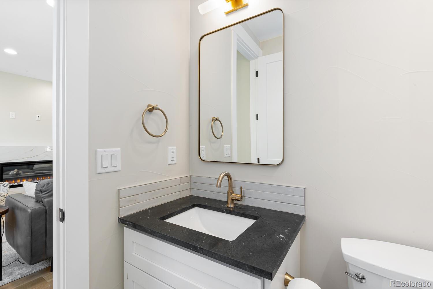 MLS Image #12 for 5501 s nevada street,littleton, Colorado