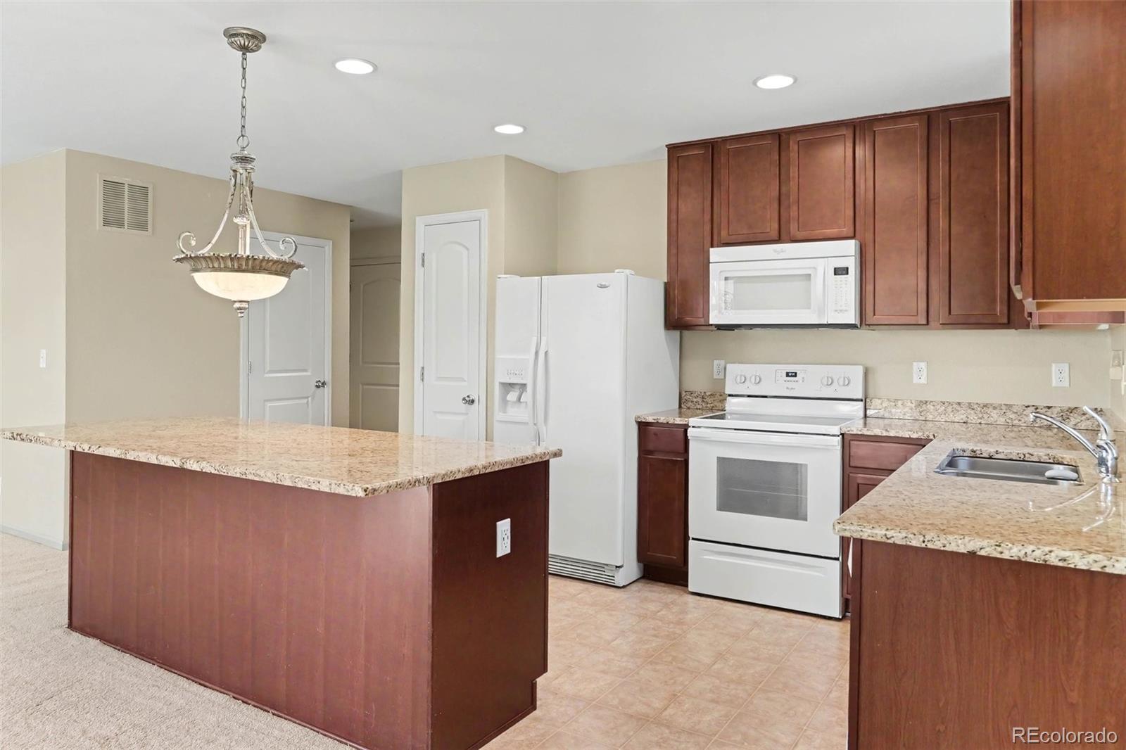 MLS Image #7 for 1956 s danube way,aurora, Colorado