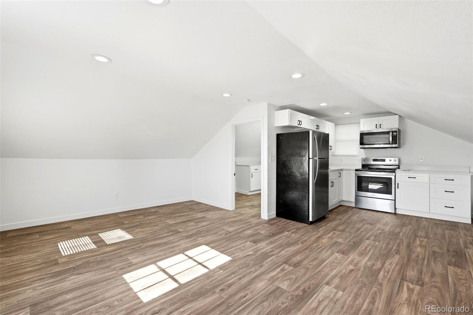 MLS Image #16 for 4736  vine street,denver, Colorado