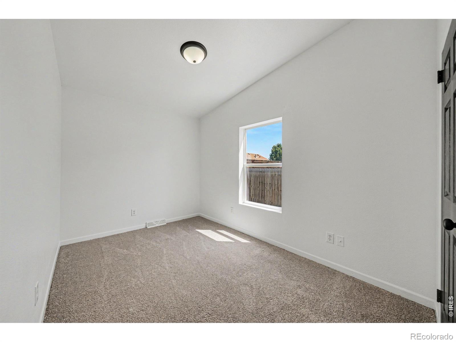 MLS Image #11 for 552 s carriage drive,milliken, Colorado