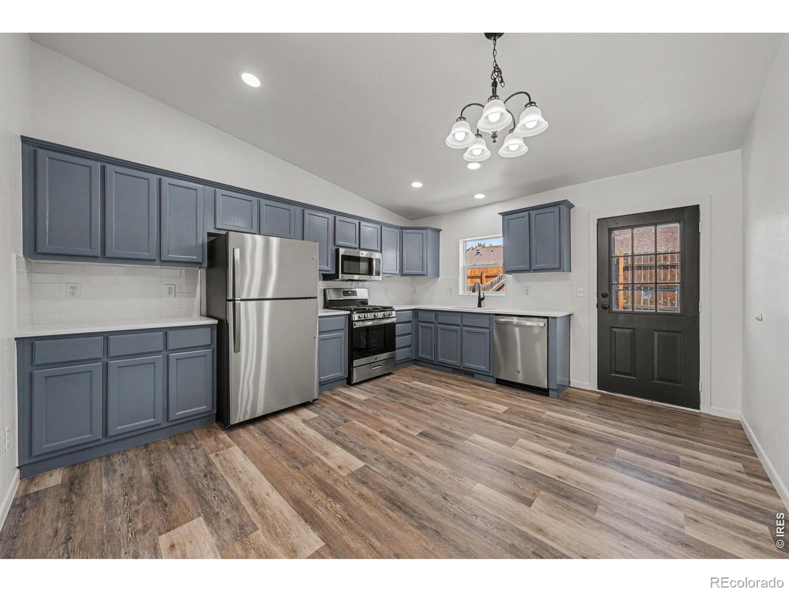 MLS Image #5 for 552 s carriage drive,milliken, Colorado