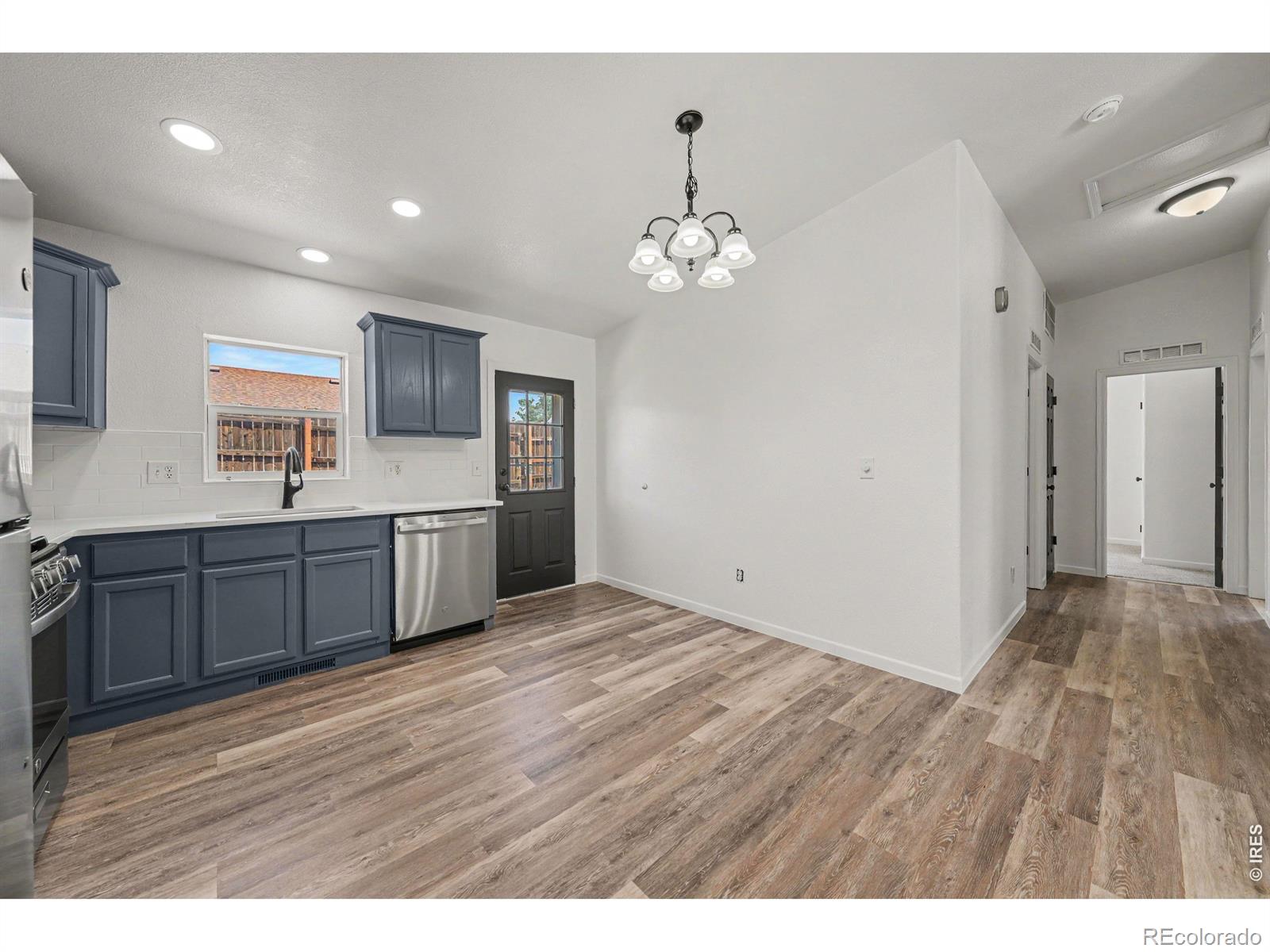 MLS Image #6 for 552 s carriage drive,milliken, Colorado