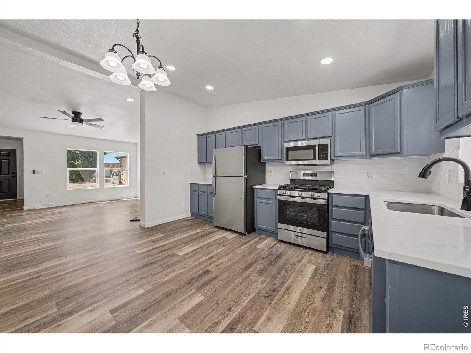 MLS Image #7 for 552 s carriage drive,milliken, Colorado