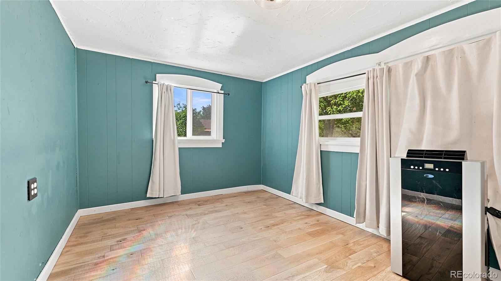 MLS Image #14 for 5037 n saint paul street,denver, Colorado