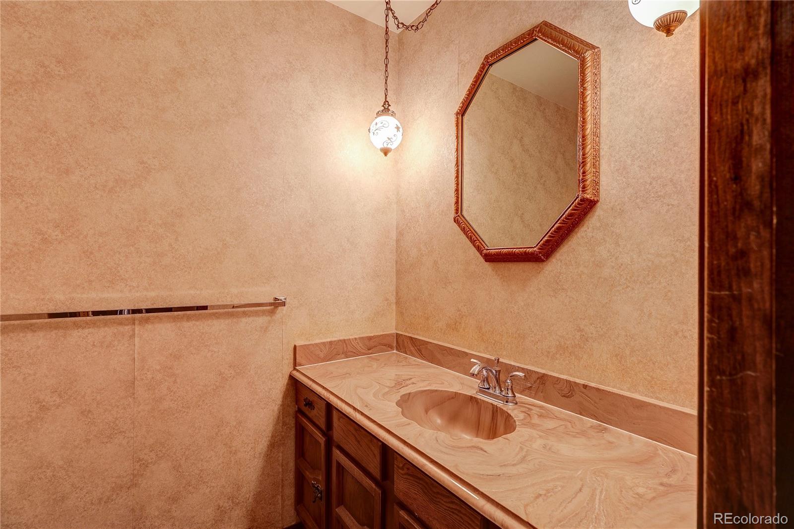 MLS Image #33 for 7070 w pineview drive,littleton, Colorado