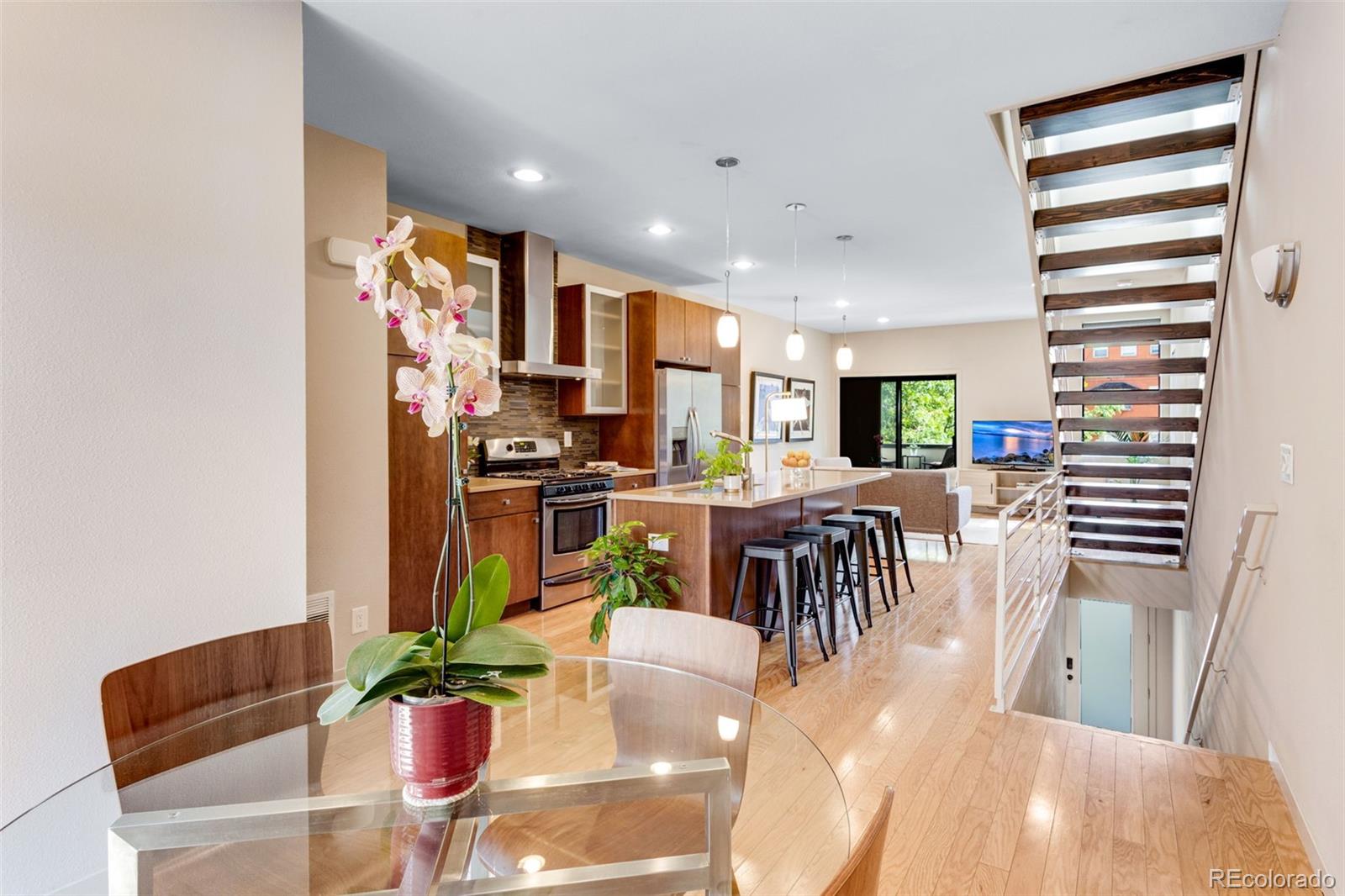 MLS Image #2 for 822  25th street ,denver, Colorado