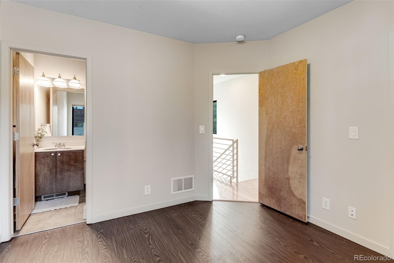 MLS Image #23 for 822  25th street ,denver, Colorado
