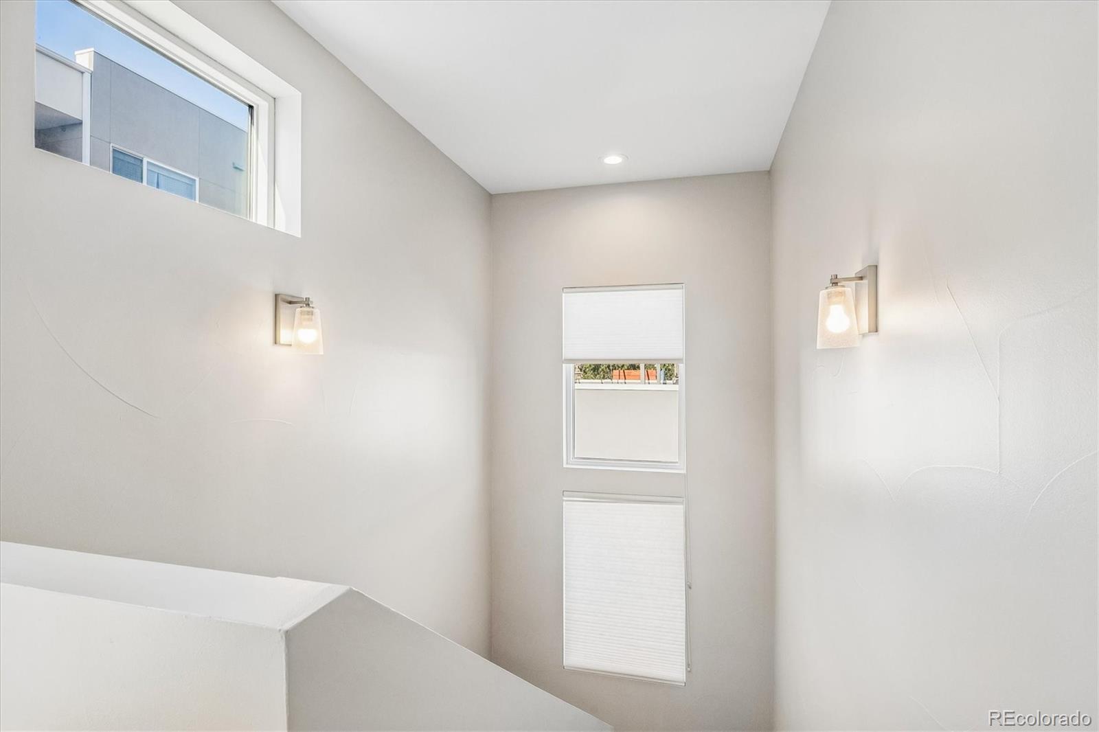 MLS Image #23 for 2920 w 26th avenue,denver, Colorado