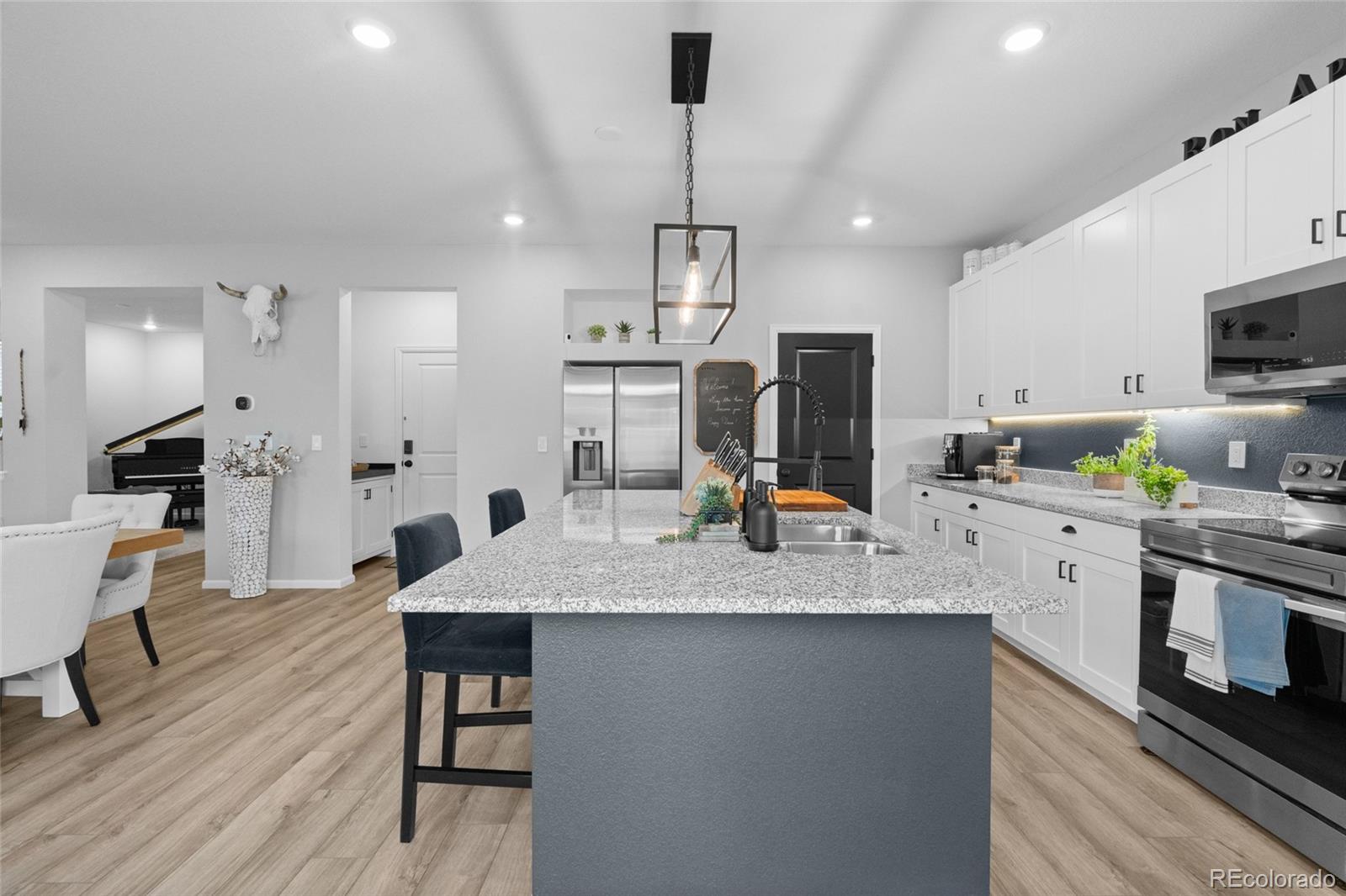 MLS Image #12 for 3878 n riviera court,aurora, Colorado