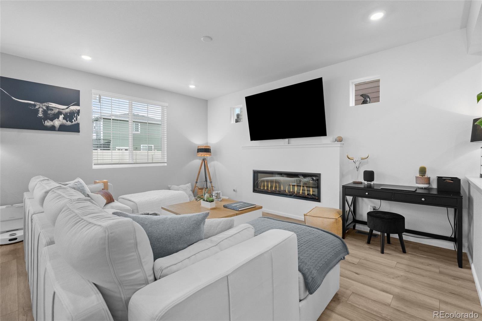 MLS Image #6 for 3878 n riviera court,aurora, Colorado