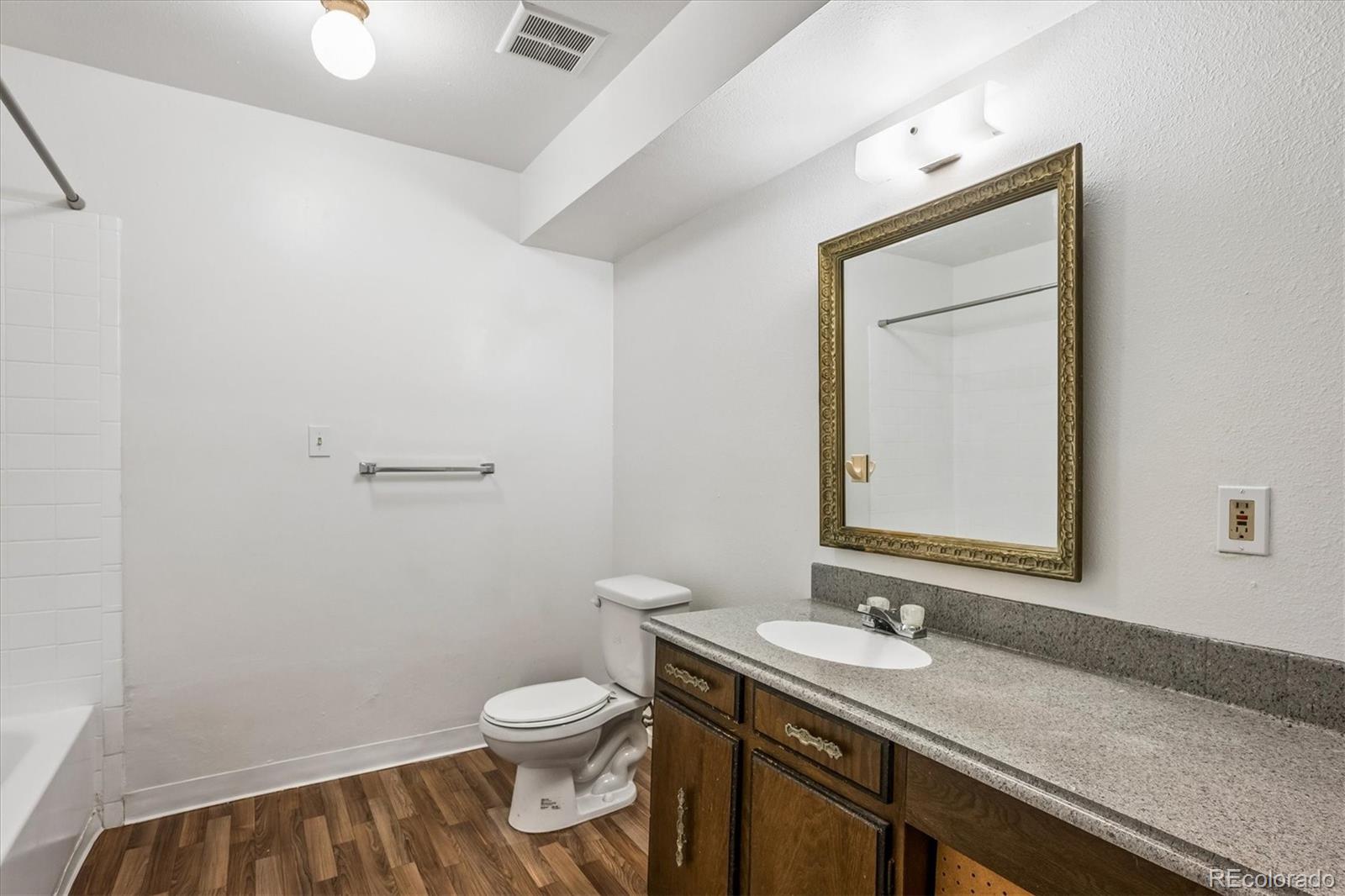 MLS Image #10 for 7455 e quincy avenue,denver, Colorado