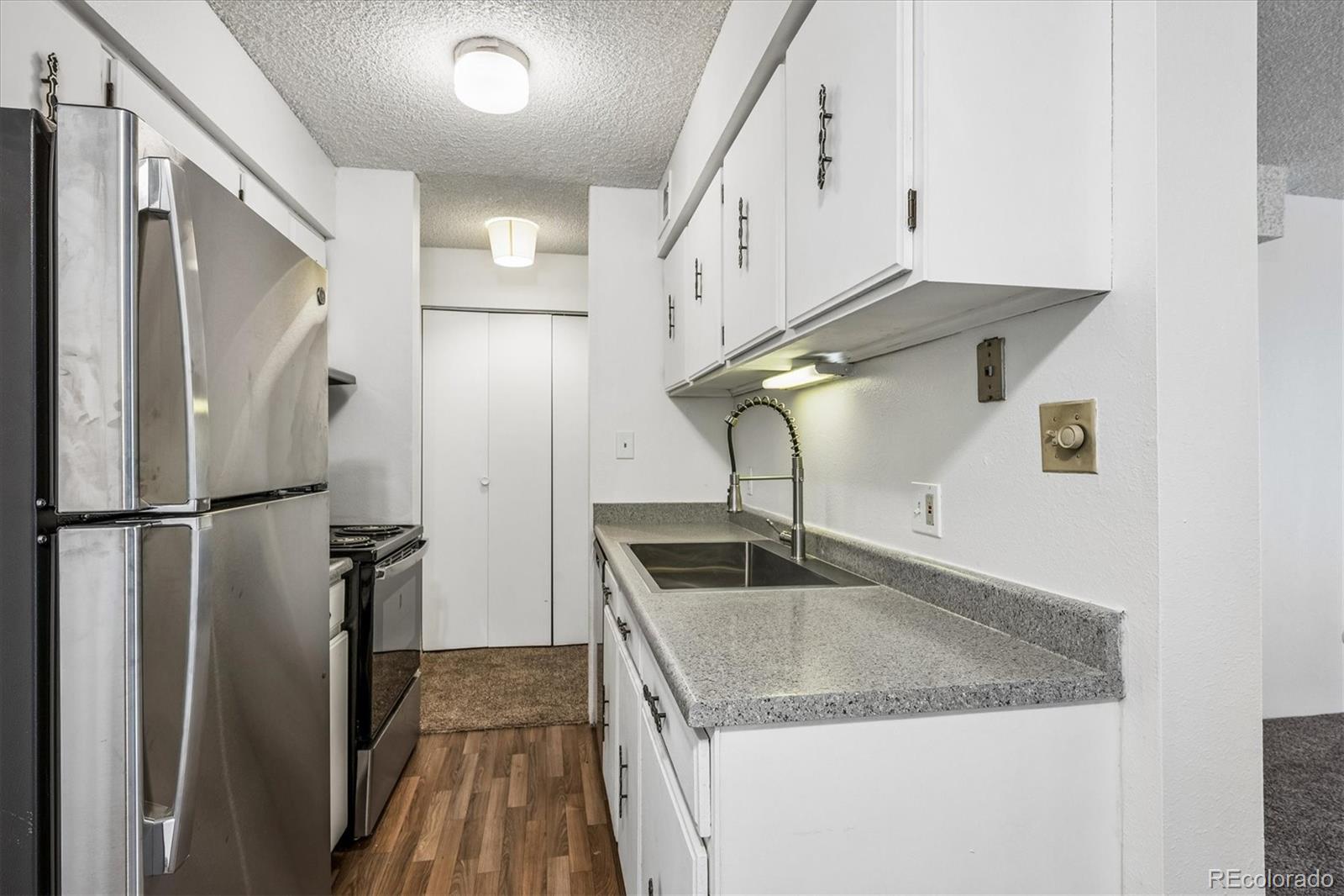 MLS Image #4 for 7455 e quincy avenue,denver, Colorado