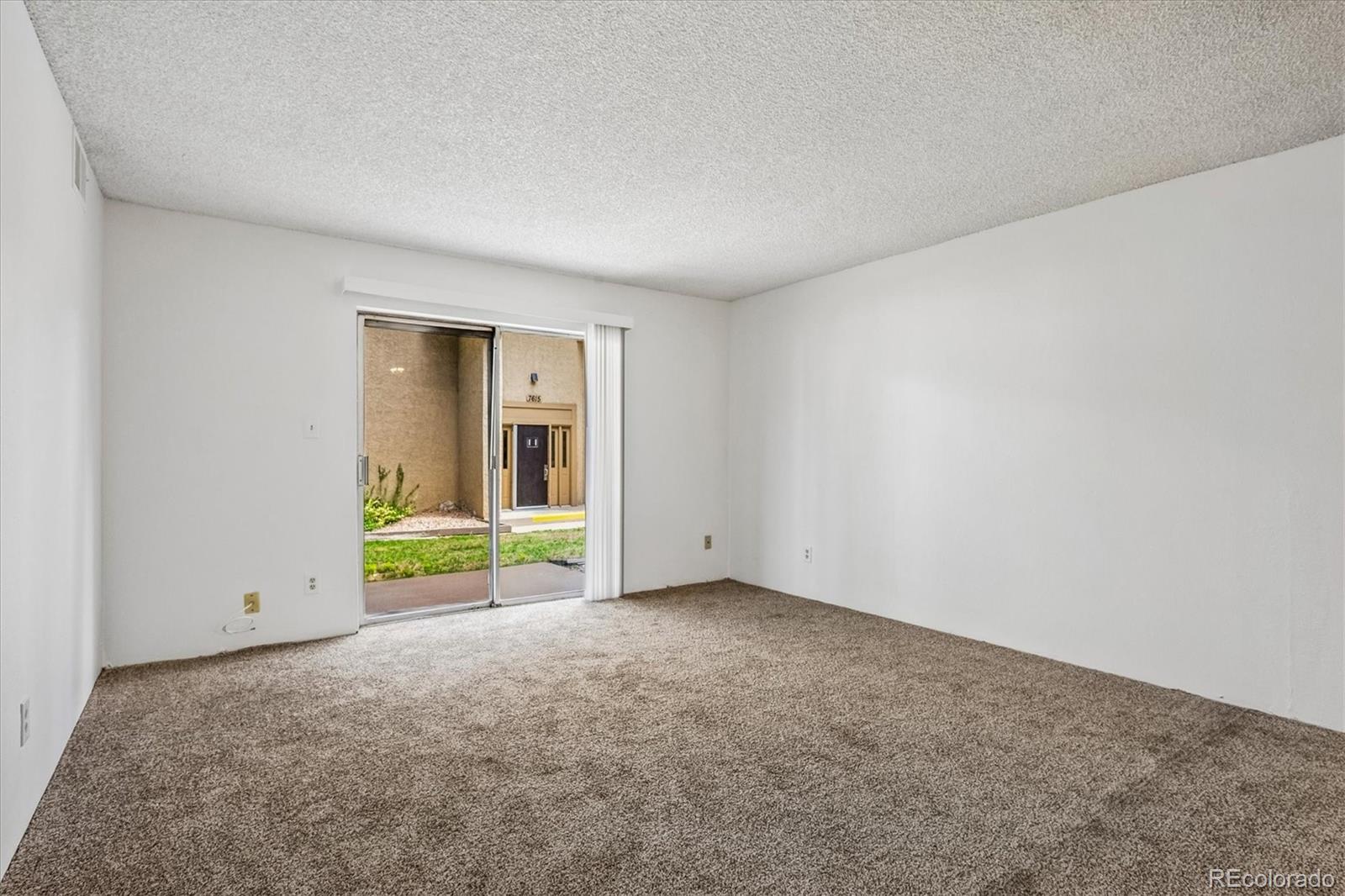 MLS Image #5 for 7455 e quincy avenue,denver, Colorado