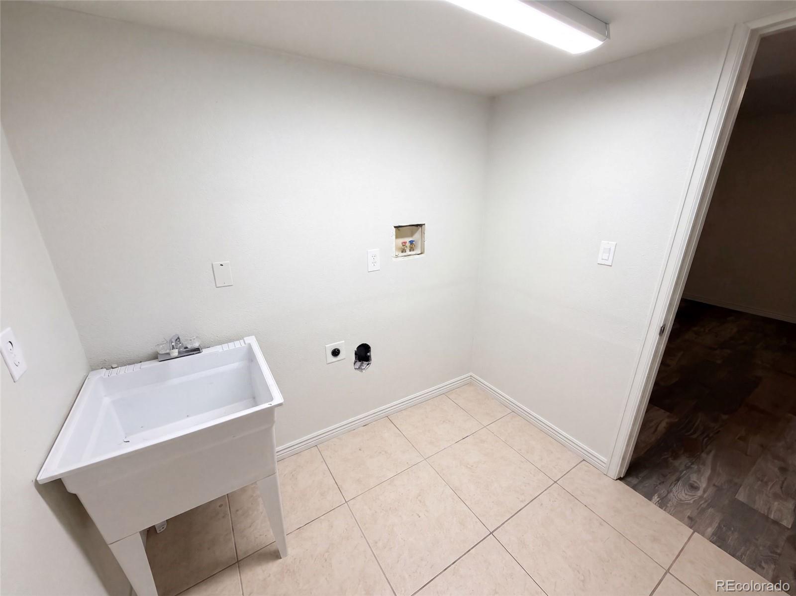 MLS Image #27 for 4426  durham court,denver, Colorado