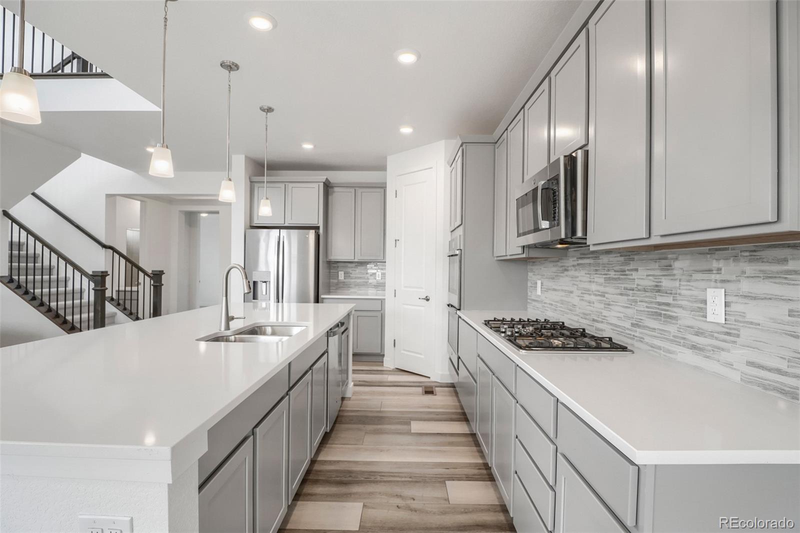 MLS Image #13 for 22523 e piccolo way,aurora, Colorado