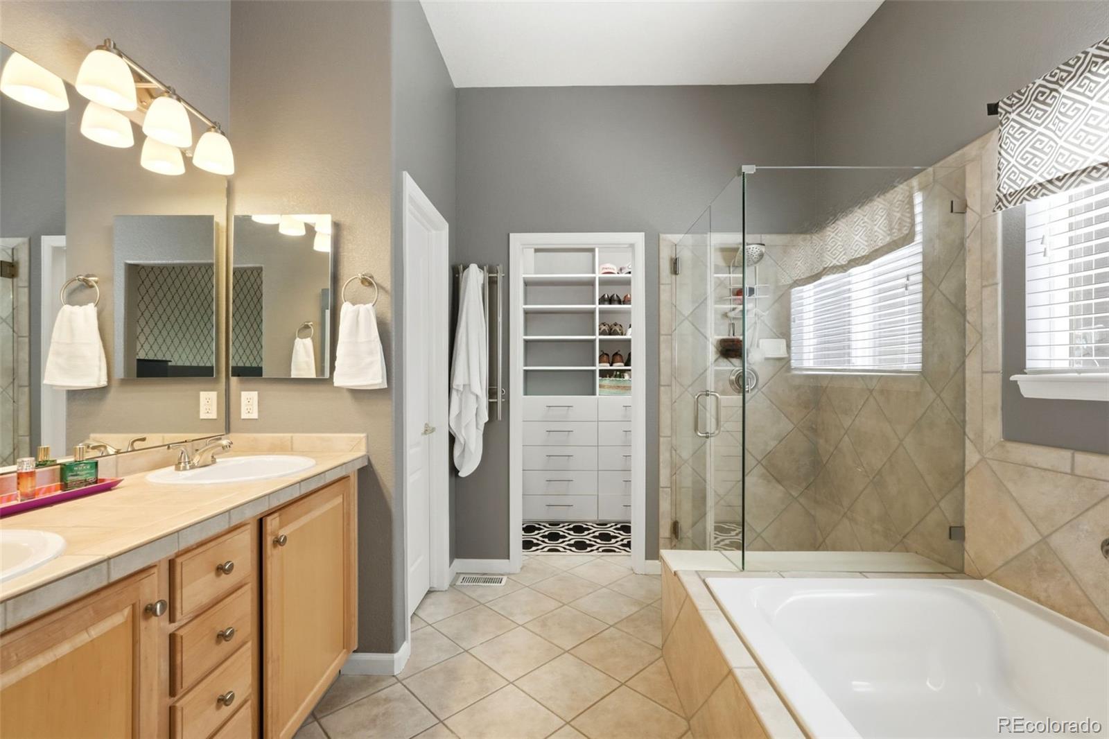 MLS Image #15 for 7147 s versailles street,aurora, Colorado