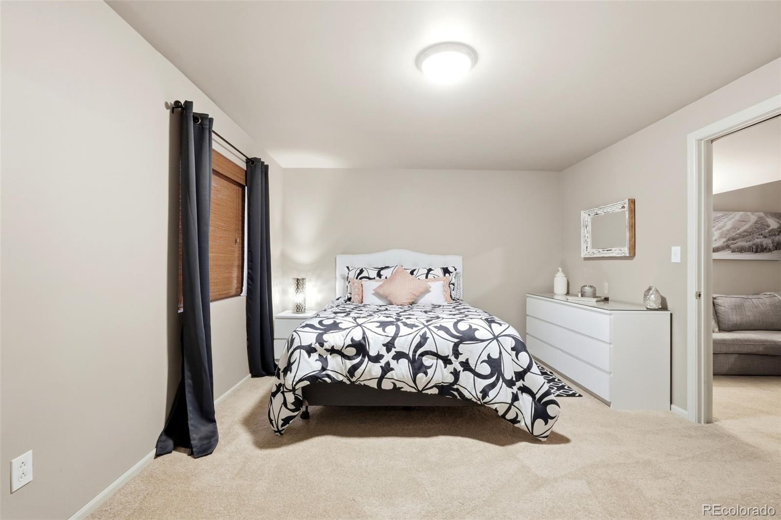 MLS Image #37 for 7147 s versailles street,aurora, Colorado