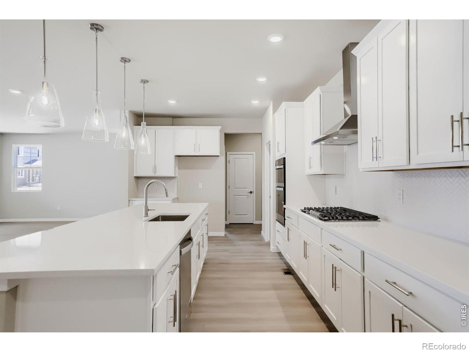 MLS Image #10 for 295  sugar beet lane,berthoud, Colorado