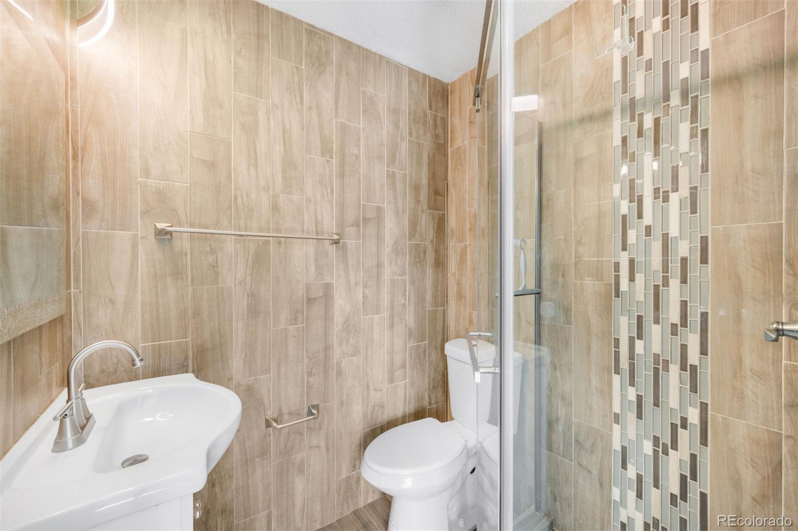 MLS Image #17 for 808 s umatilla way,denver, Colorado