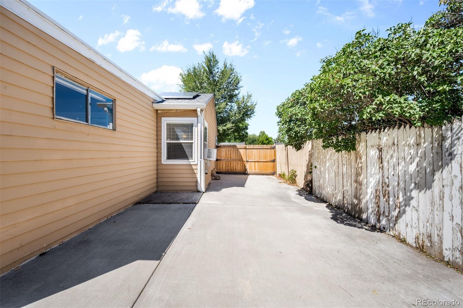 MLS Image #23 for 808 s umatilla way,denver, Colorado