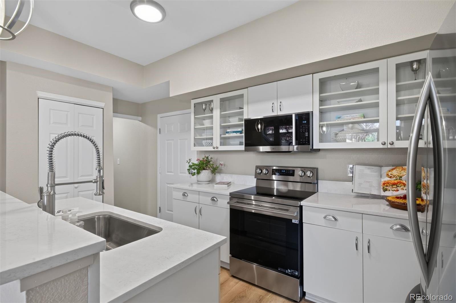 MLS Image #3 for 6496  silver mesa drive,highlands ranch, Colorado