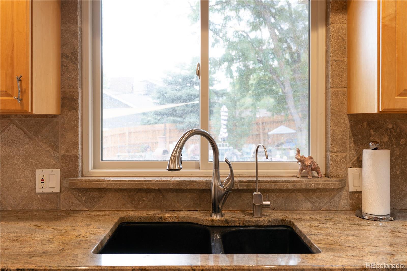 MLS Image #11 for 8365 s brentwood street,littleton, Colorado