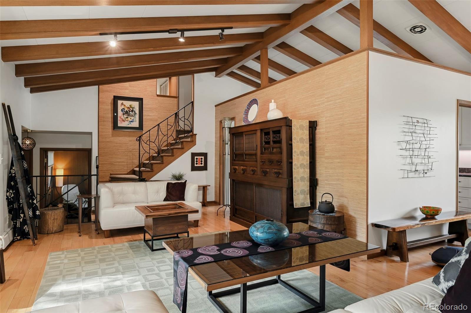 MLS Image #10 for 530 s harrison lane,denver, Colorado