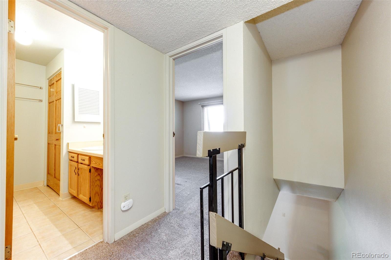 MLS Image #13 for 469 e highline circle,littleton, Colorado