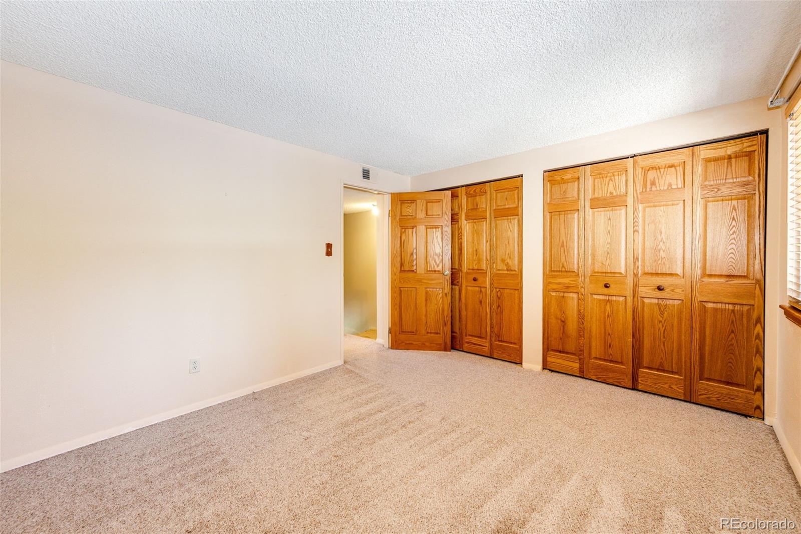 MLS Image #15 for 469 e highline circle,littleton, Colorado