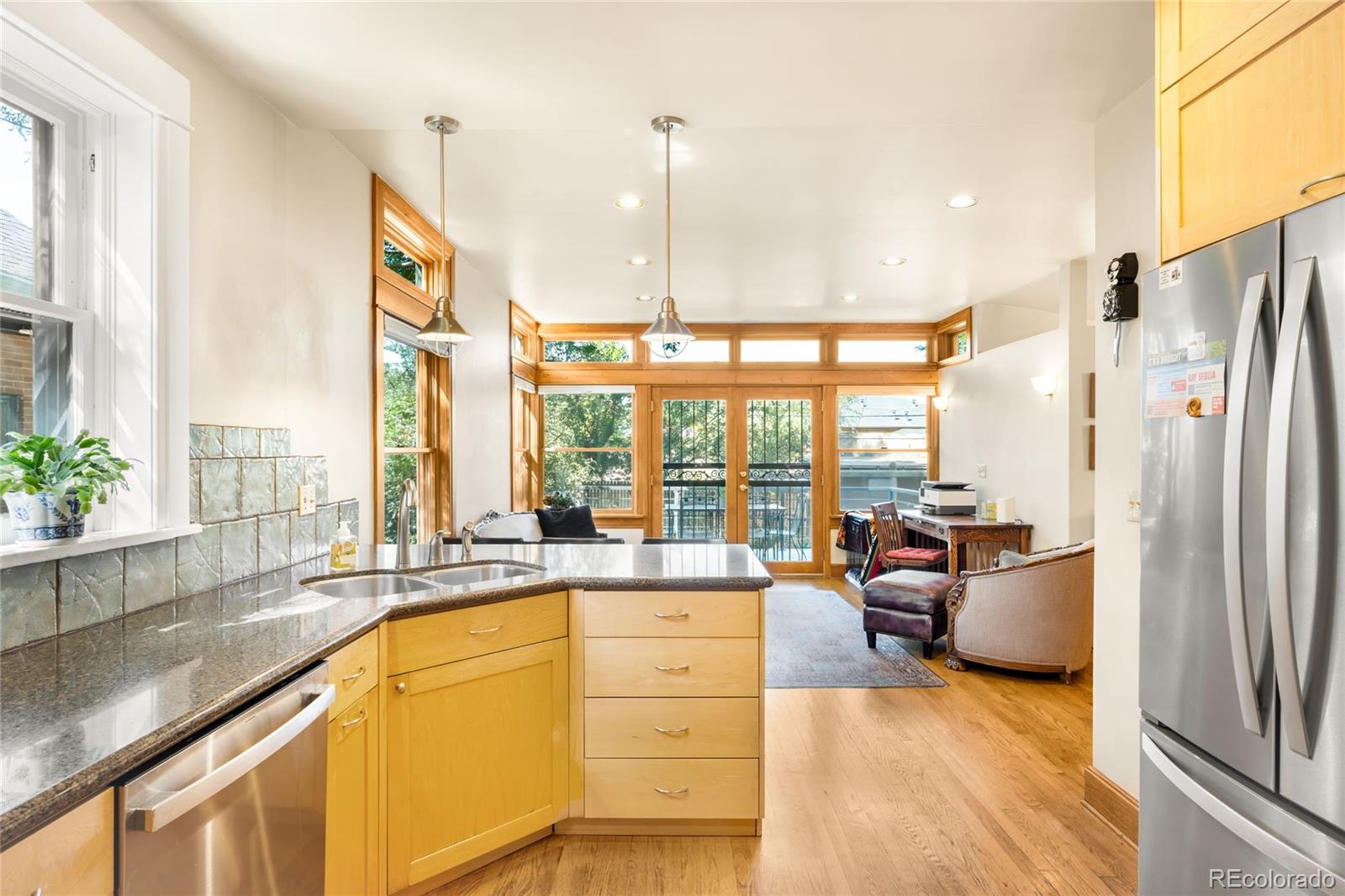 MLS Image #11 for 961 s corona street,denver, Colorado