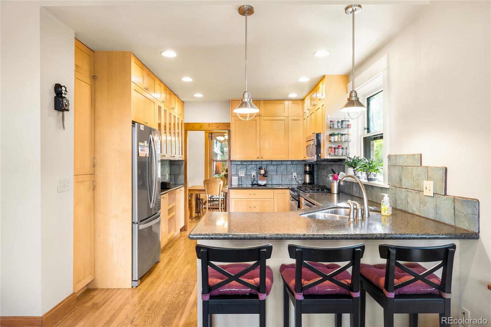 MLS Image #9 for 961 s corona street,denver, Colorado