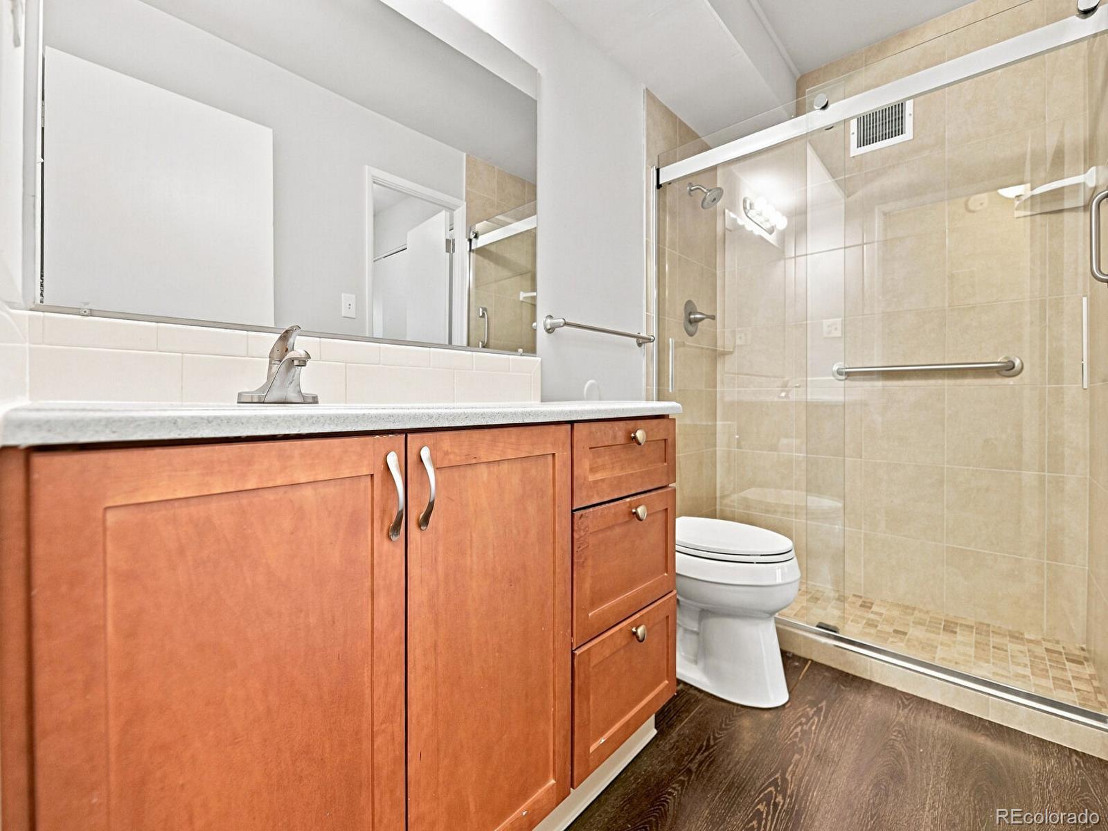 MLS Image #14 for 695 s alton way,denver, Colorado