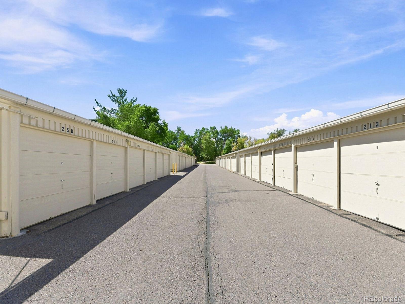 MLS Image #23 for 695 s alton way,denver, Colorado