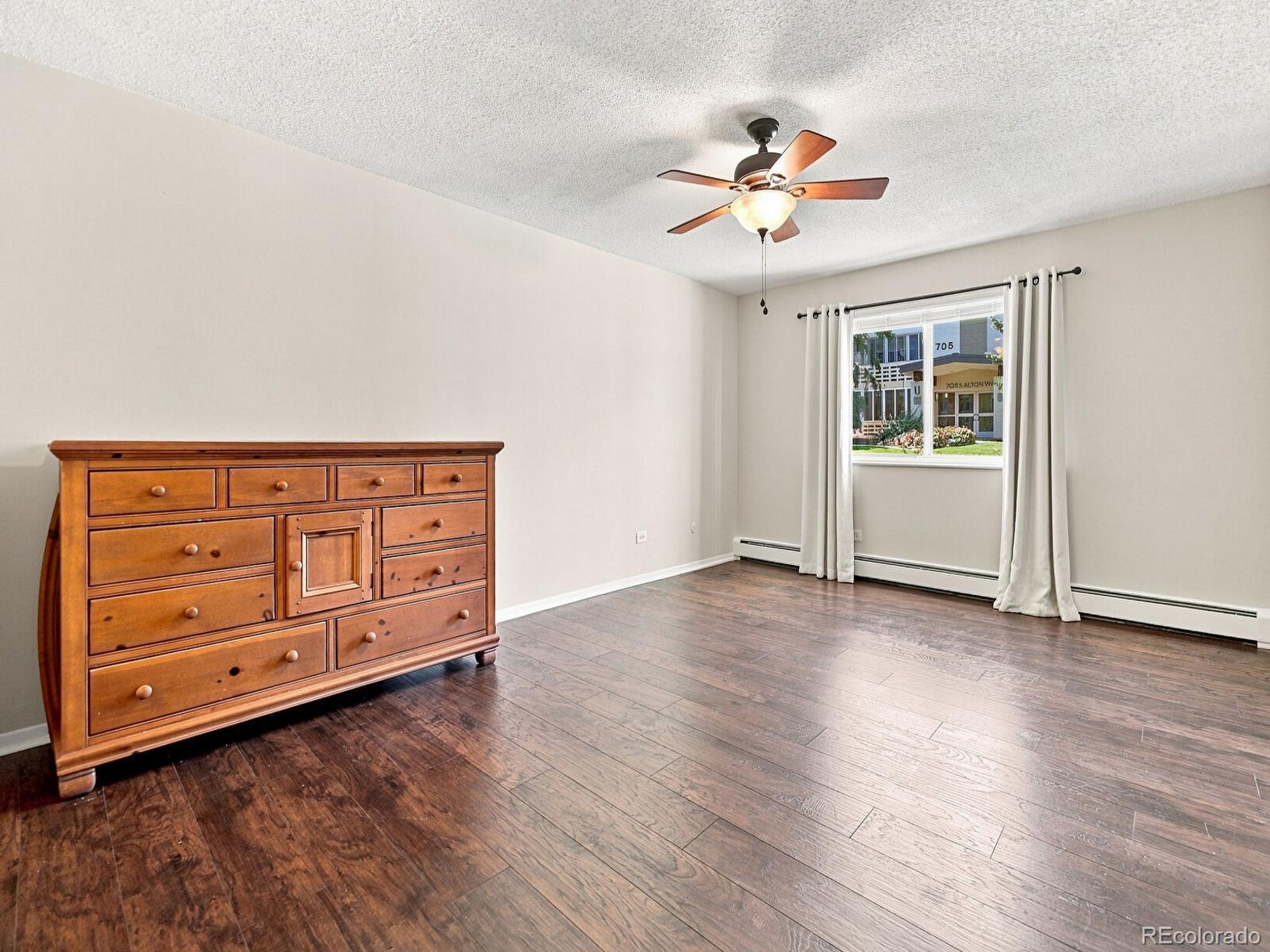 MLS Image #9 for 695 s alton way,denver, Colorado