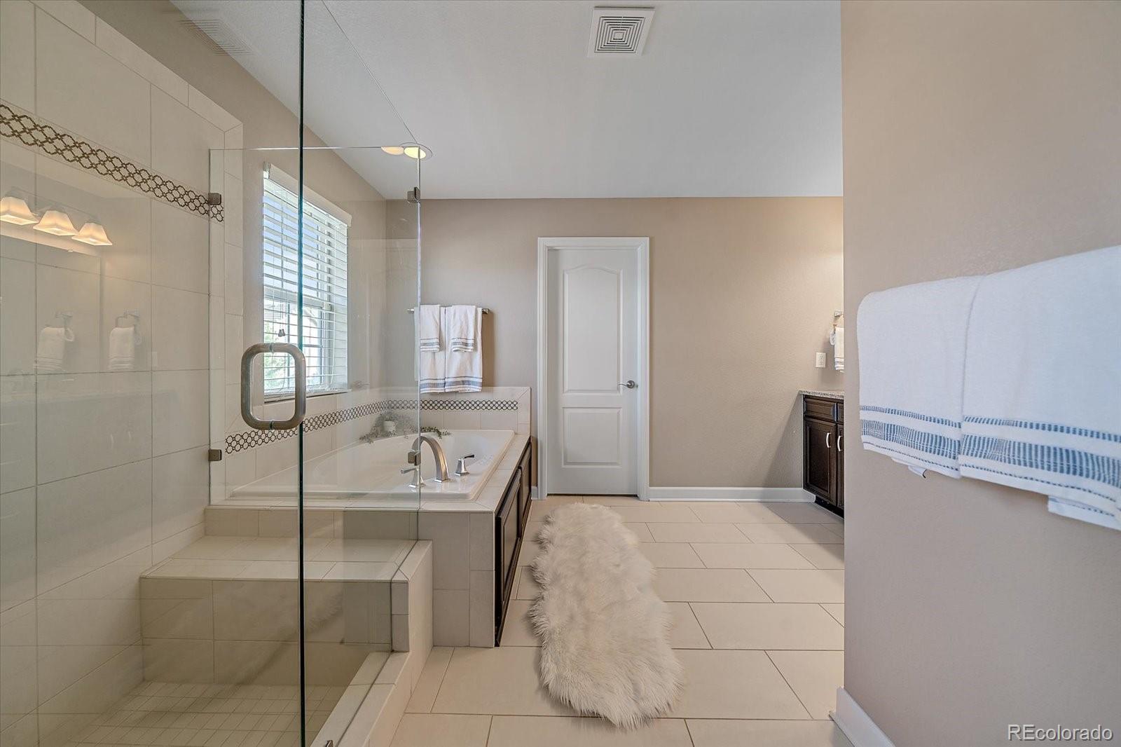 MLS Image #21 for 4545 s monaco street,denver, Colorado