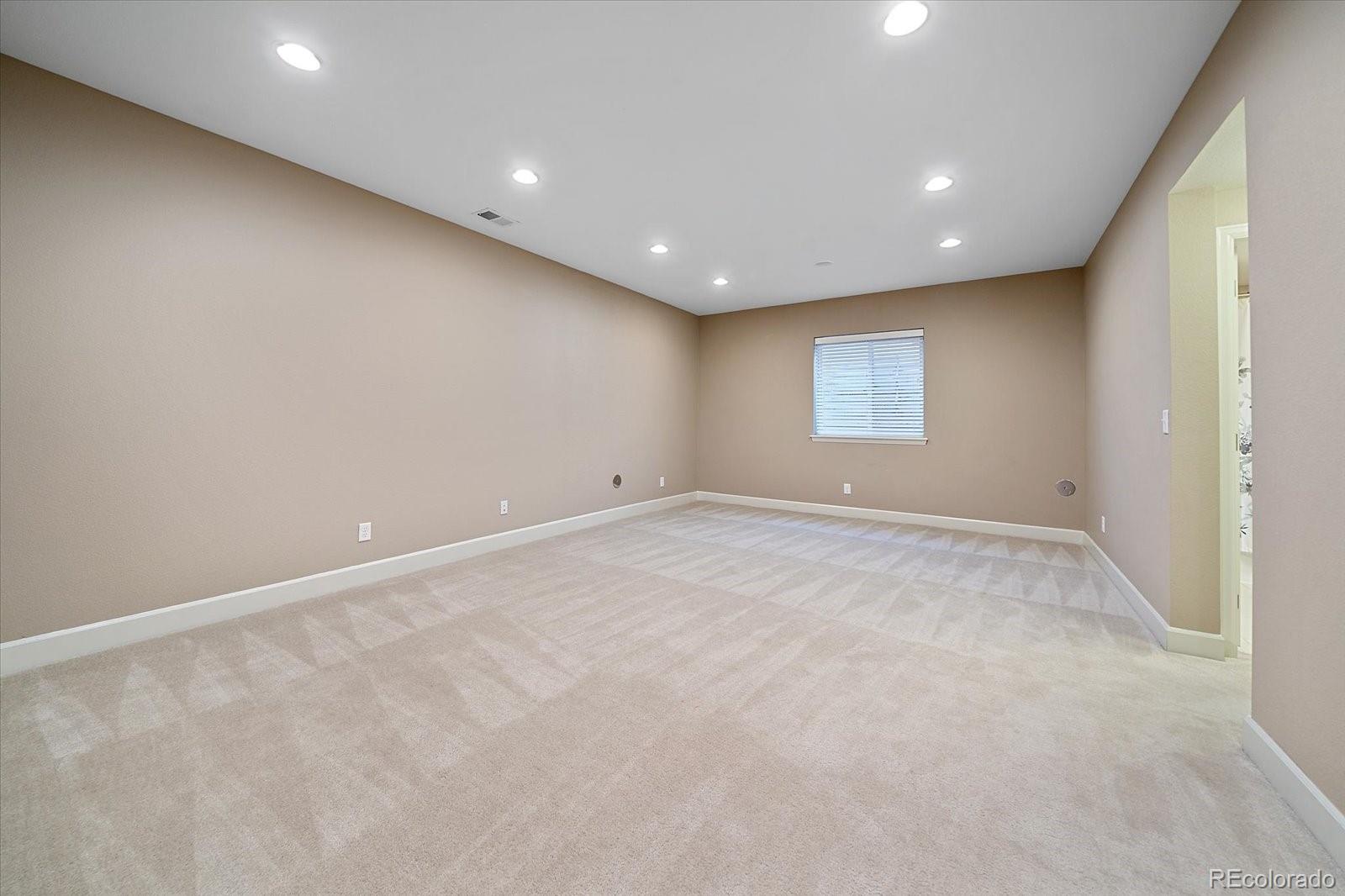 MLS Image #27 for 4545 s monaco street,denver, Colorado