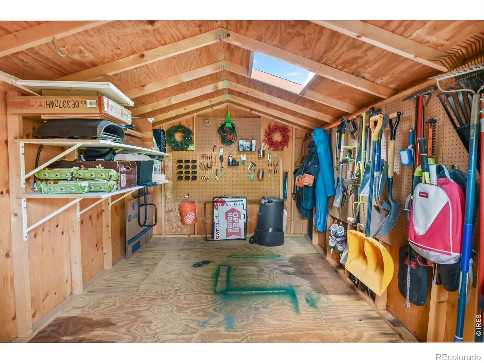 MLS Image #23 for 1540 n niagara street,denver, Colorado